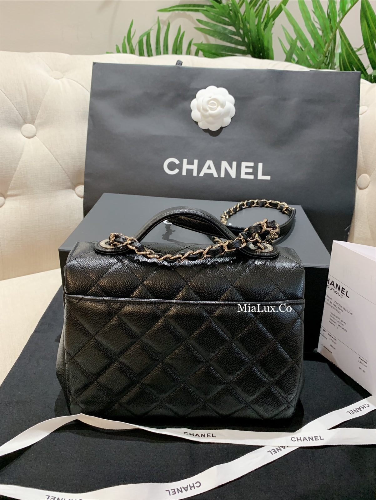 CHANEL✨| CALFSKIN FLAP BAG WITH HANDLE 牛皮手把郵差包 A93607 -