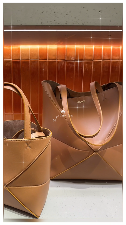 Loewe▪️Puzzle Fold Tote 中款單色拼圖折疊包/1450H1305 💚折扣🉐53200