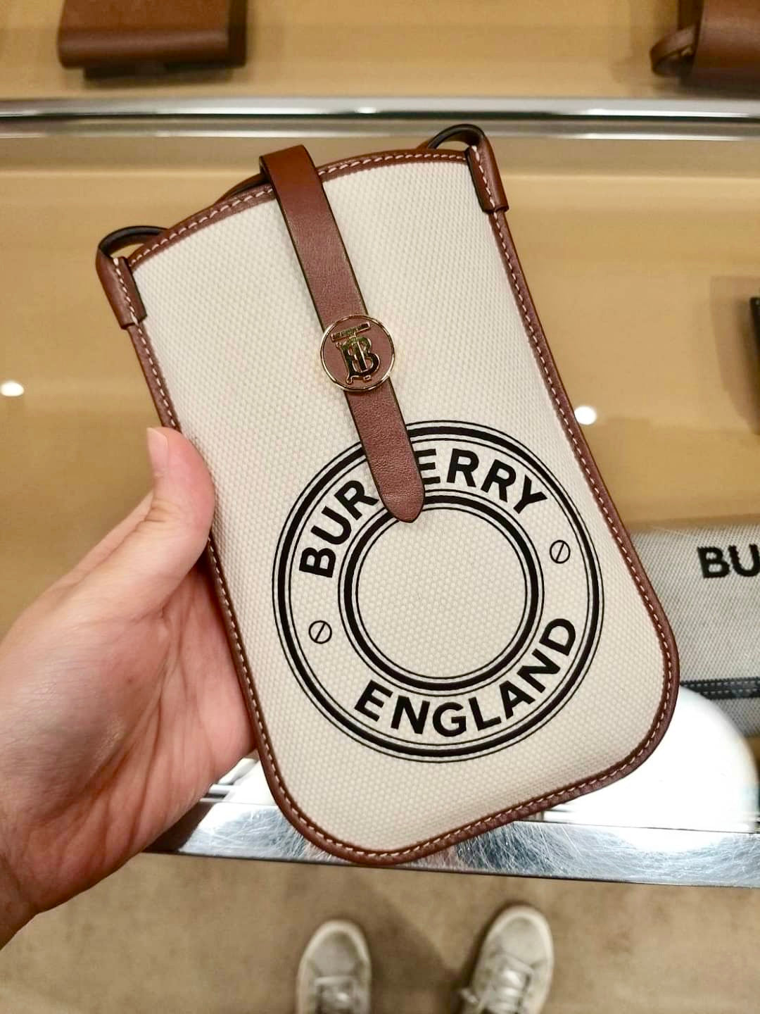 Burberry Anne 手機包/F450 ㊙️折扣🉐18900💰