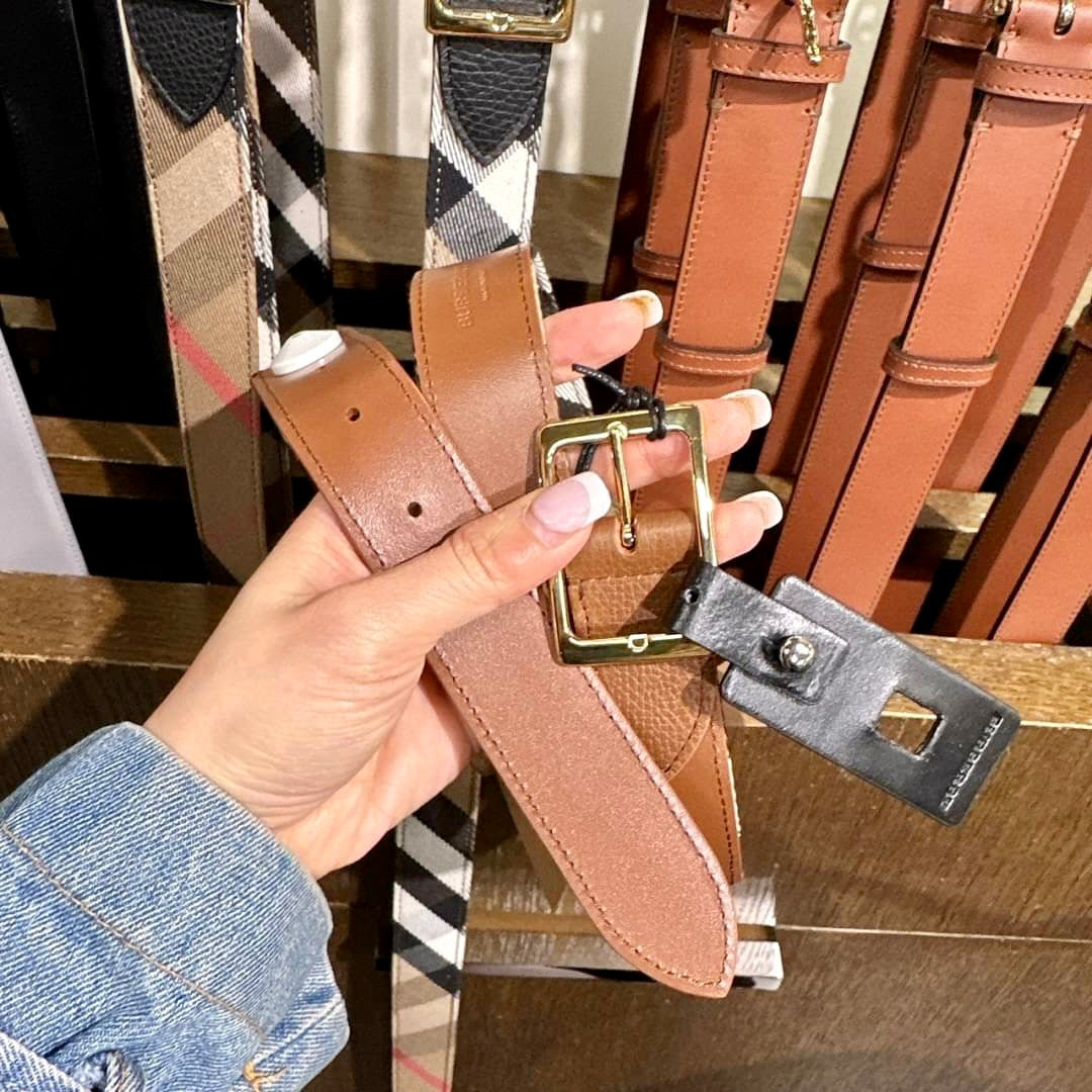 @Burberry Classic Belt 格紋雙面皮帶/P180 🔥下殺🉐9600