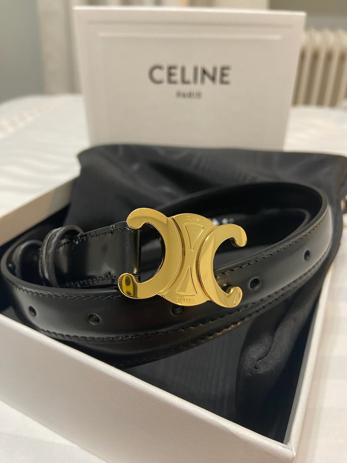 *現貨*Celine Triomphe Belt 1.8 CM 85cm 小款滑牛皮皮帶-黑/430🉐 13980