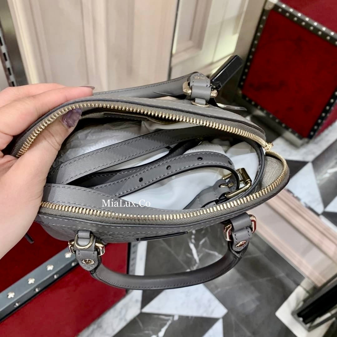 @Gucci▪️Embossed Bag S 小款壓紋牛皮貝殼包/P585 🔔限時折🉐27330