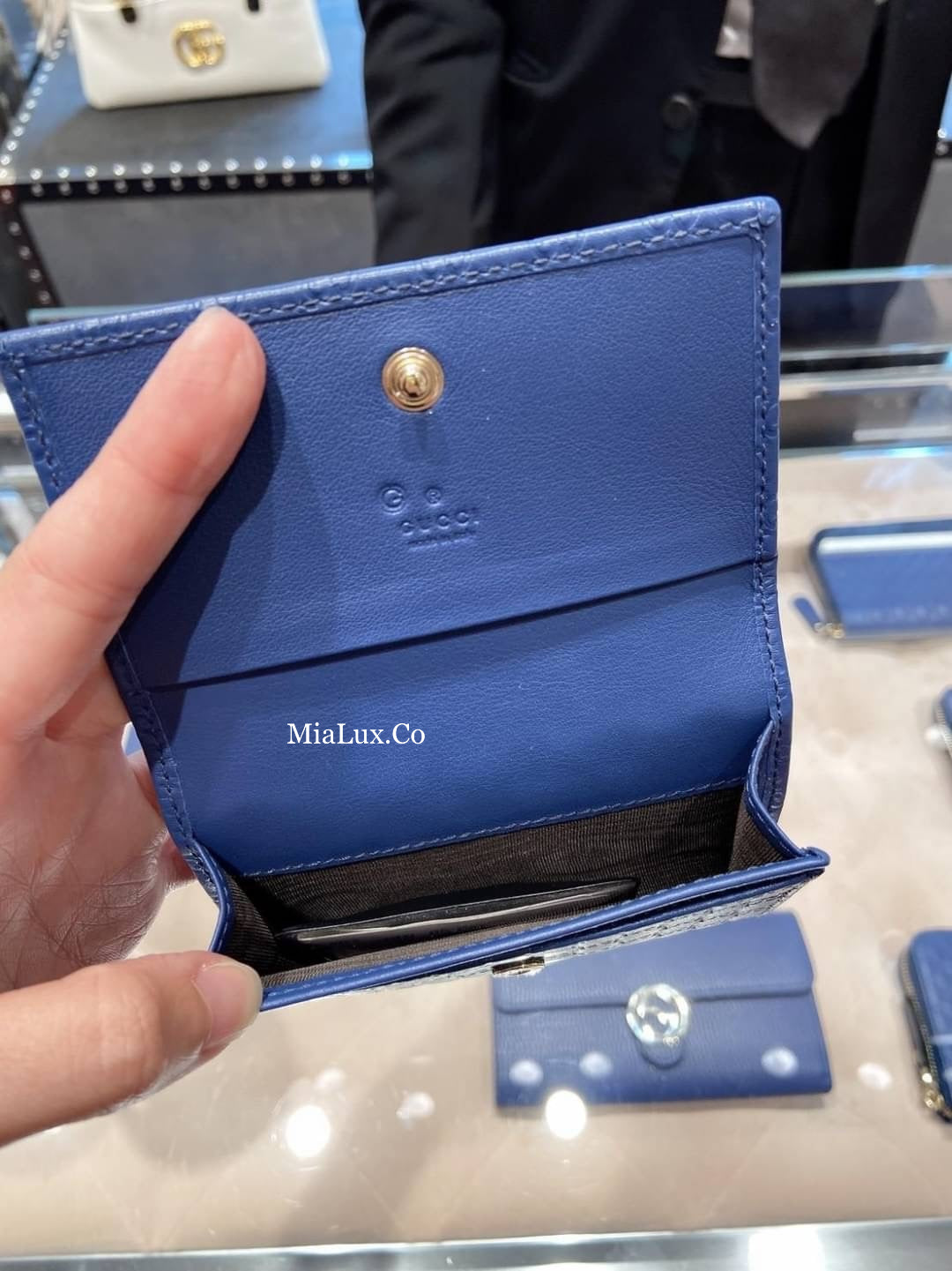 @Gucci Embossed Card Case 壓紋牛皮翻蓋卡包/P210