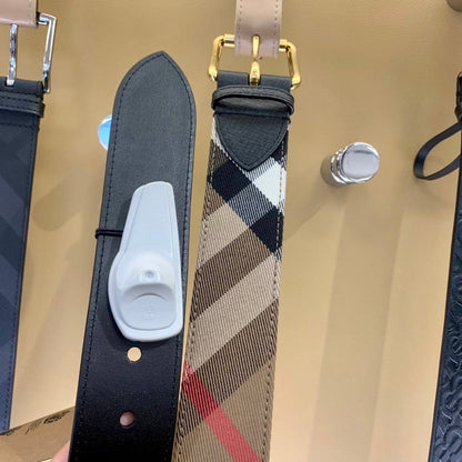 @Burberry Classic Belt 格紋雙面皮帶/P180 🔥下殺🉐9600