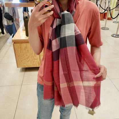 @Burberry Scarf 長條格紋羊毛圍巾/P200 🔥下殺🉐11000