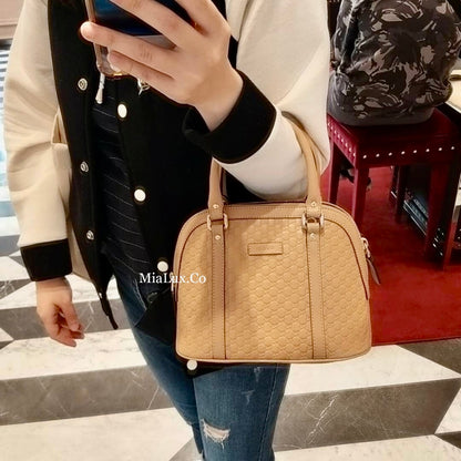 @Gucci▪️Embossed Bag S 小款壓紋牛皮貝殼包/P585 🔔限時折🉐27330