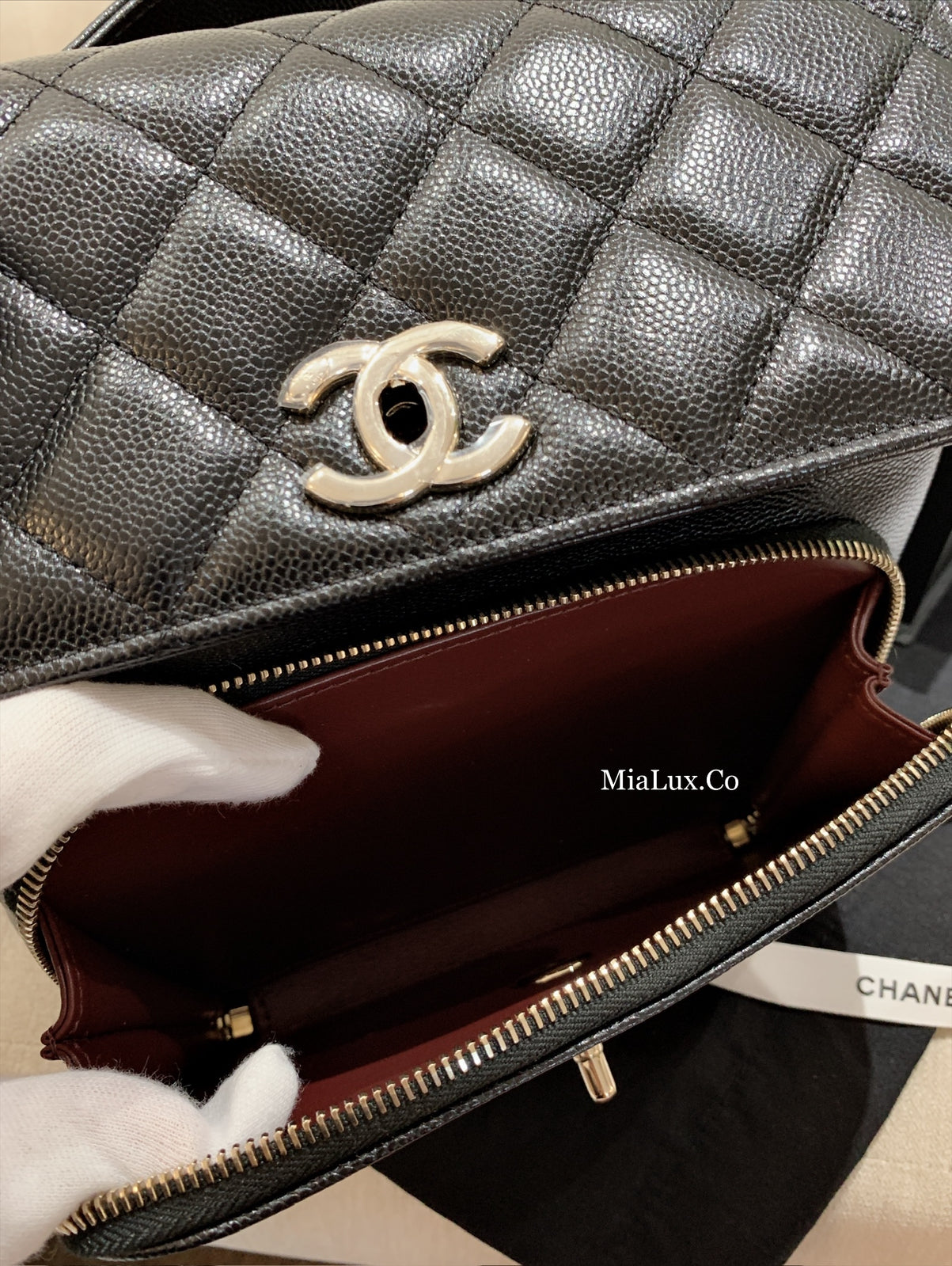 CHANEL✨| CALFSKIN FLAP BAG WITH HANDLE 牛皮手把郵差包 A93607 -