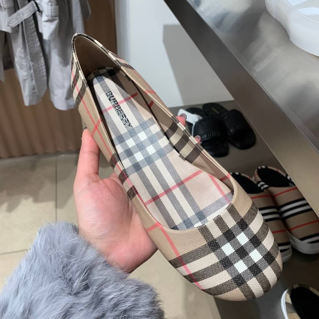 @Burberry Joy Checker 格紋娃娃鞋/570P395 🔥下殺🉐18780