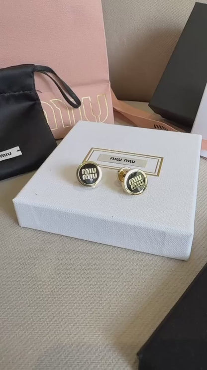 MiuMiu Enameled Metal Earrings 珐瑯圓形耳環/240E260 🉐9600🏷️