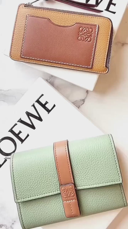 Loewe▪️Coin cardholder 軟粒面牛皮拉鍊卡包/295H266 💚折扣🉐11150