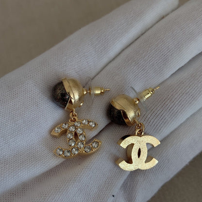 CHANEL✨ CC DROP METAL EARRINGS 垂墜CC耳環 AB8915 -