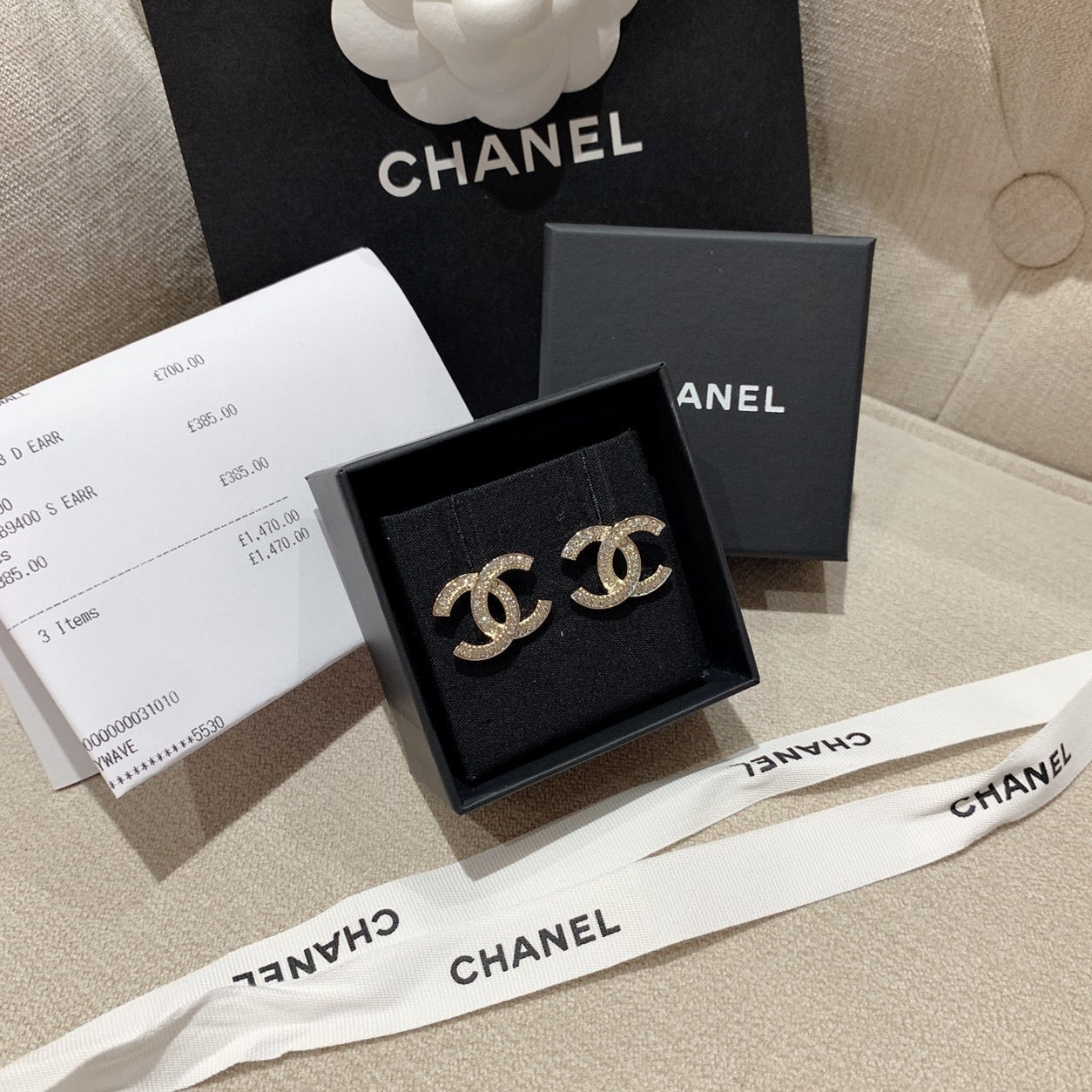 CHANEL✨ CC SMALL CRYSTAL METAL EARRINGS 排鑽復古金耳釘 AB9168 -