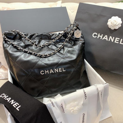 CHANEL▪️22 M 中款牛皮垃圾包/5100🉐205000