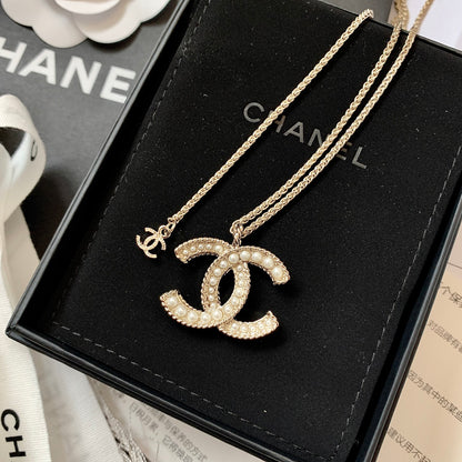 CHANEL▪️CC PEARL NECKLACE 雙C珍珠排鑽金項鍊 -